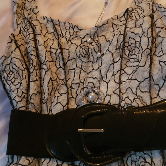 Sundress - Picture 5 of 9